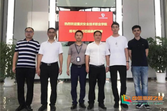 校企互动：重庆安全技术职业学院领导带队赴重庆富沃思医疗器械有限公司考察